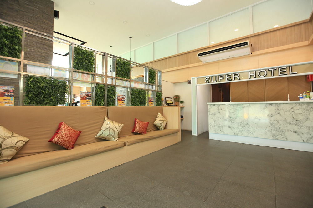 Super Hotel Rangum Exterior foto
